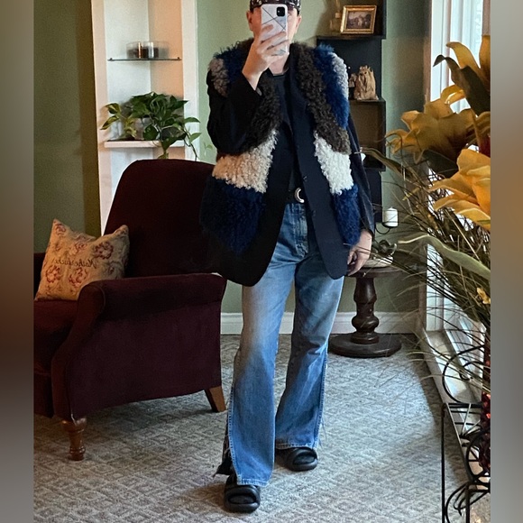 A&A VESA Patchwork White/Blue/Grey/Taupe Sheepskin Vest Size 36 Made in Romania - Picture 5 of 5